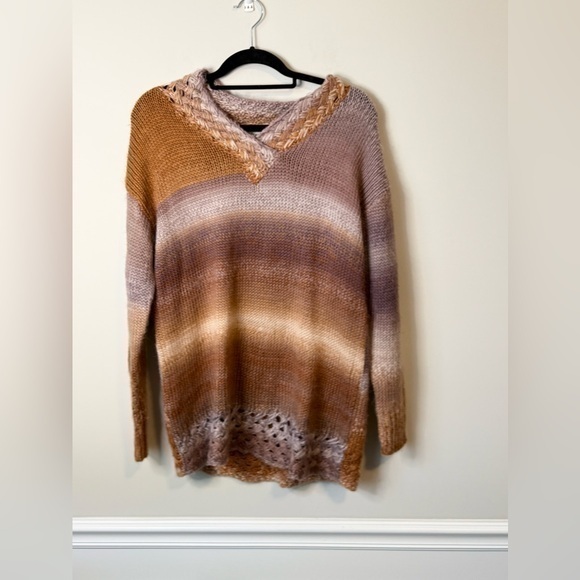 Simply Noelle neutral V-neck braided sweater size XS - Picture 1 of 8
